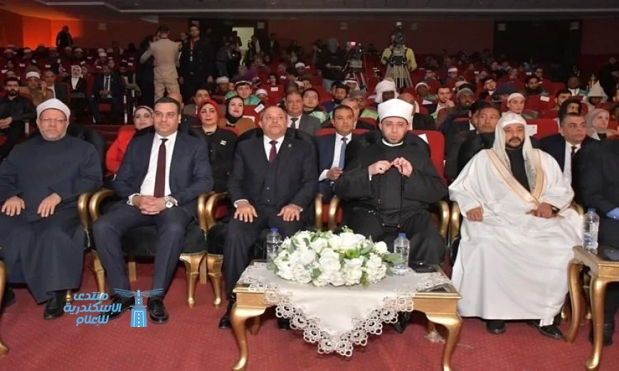 محافظ بورسعيد ووزير الأوقاف يفتتحان المسابقة الدولية لحفظ القرآن الكريم بحضور جماهيري كبير