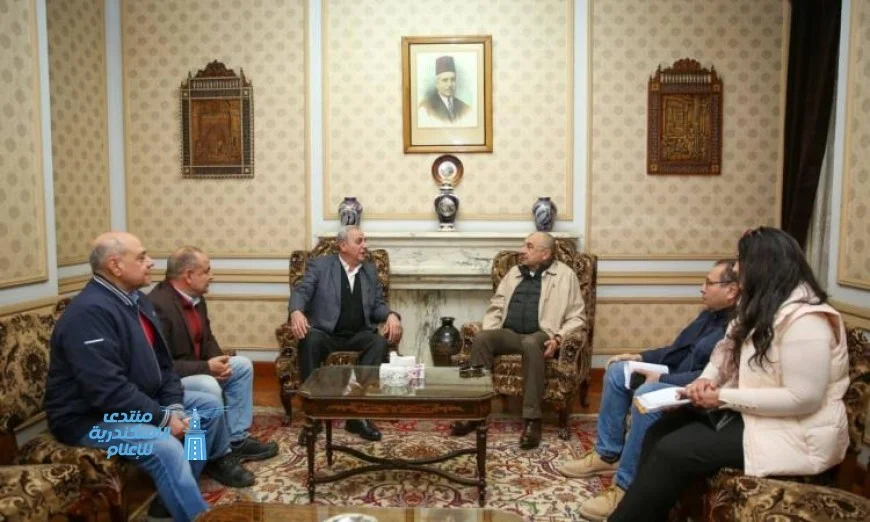 وزير قطاع الأعمال ومحافظ الغربية يناقشان سبل تعزيز التعاون المشترك في مشاريع جديدة