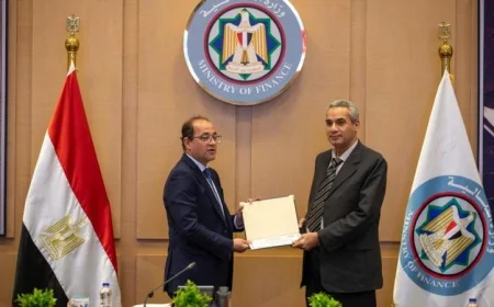 تكريم المبادرة الأعلى تقييماً للإصلاح الضريبي من “المالية” و”معلومات الوزراء”