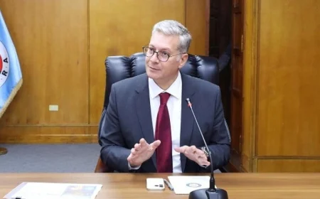 وزير البترول يتباحث مع شركات عالمية لتعزيز إنتاج النفط والغاز