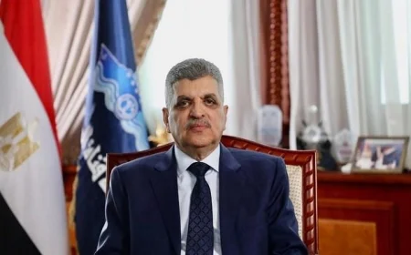 رئيس هيئة قناة السويس يقوم بجولة تفقدية لمواقع العمل في بورسعيد لتعزيز الكفاءة التشغيلية