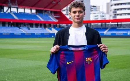 حمزة عبد الكريم ينطلق في مهامه الرسمية كمدير فني لنادي رديف برشلونة