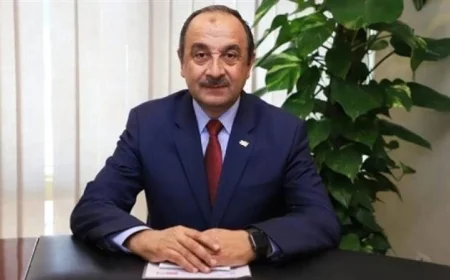 وزير قطاع الأعمال يناقش فرص التعاون مع شركة إسبانية في مشروعات بيئية مستدامة