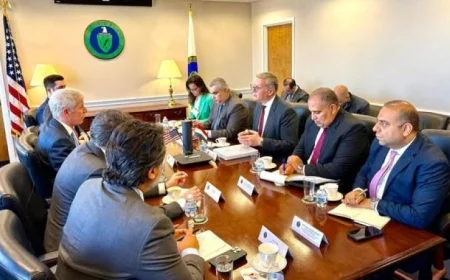 اجتماع وزير البترول والثروة المعدنية مع نظيره الأمريكي في واشنطن لتعزيز التعاون في قطاع الطاقة