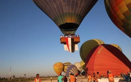 تحليق 160 بالون طائر في الأقصر يجذب 4500 سائح للاستمتاع بجمال المناظر الطبيعية