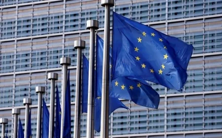 الاتحاد الأوروبي يتوعد بفرض عقوبات على سياسات ميتا القاسية التي تعيق المنافسة في واتساب