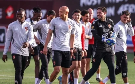 الأهلي يختتم التحضيرات لمواجهة الإسماعيلي في الدوري الممتاز