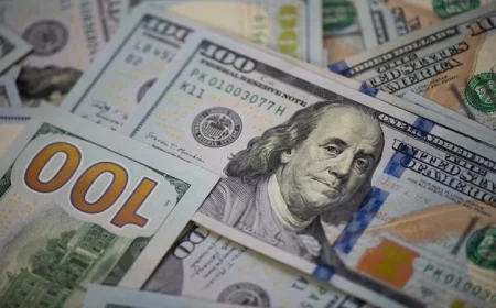 سعر الدولار اليوم مقابل الجنيه المصري في بداية التعاملات الصباحية بنوك ومكاتب الصرافة