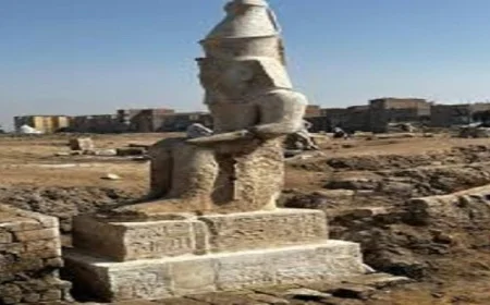 انطلاق الاحتفالات بعد انتهاء ترميم تمثال الملك رمسيس الثاني في الأشمونين بالمنيا