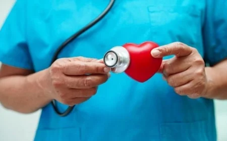 ابتكار تقنية طبية ثورية لعلاج صمامات الأبهر الميكانيكية التالفة بدون جراحة