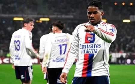 إندريك يتلقى تخفيف العقوبة إلى مباراة واحدة بعد الطرد في مواجهة نانت