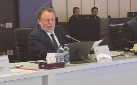 محافظ البنك المركزي يكشف عن خطط تنظيمية لتعزيز التحول نحو التمويل المستدام