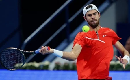 انطلاق بطولة قطر للتنس للرجال يوم الاثنين بمنافسات مثيرة