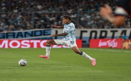 فوز مثير لفريق راسينج على بانفيلد في الدوري الأرجنتيني