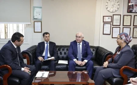 أمل عمار وسفير أذربيجان في القاهرة يناقشان سبل تعزيز التعاون في تمكين المرأة