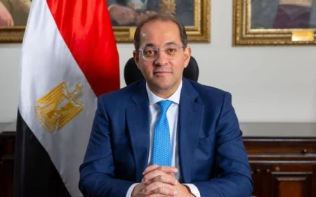 استمرار تشغيل الموانئ والمنافذ الجمركية بشكل دائم حسب تأكيد وزارتي الاستثمار والمالية