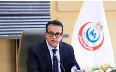 وزير الصحة يناقش مع جنرال إلكتريك خطوات توطين صناعة صبغات الأشعة في مصر