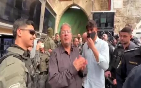 بن غفير يهاجم محيط المسجد الأقصى خلال الجمعة الأولى من رمضان