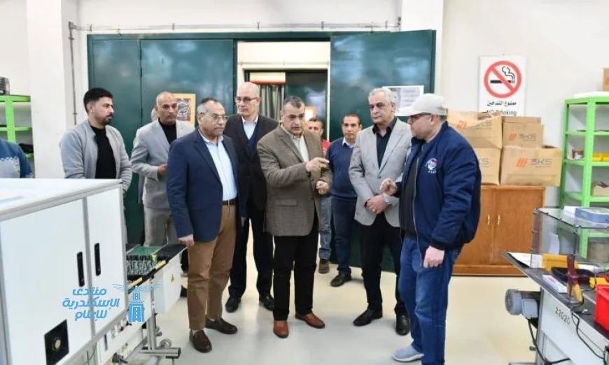 مصنع 300 الحربي يلبي احتياجات القوات المسلحة والشرطة ويعزز الخدمة للقطاع المدني