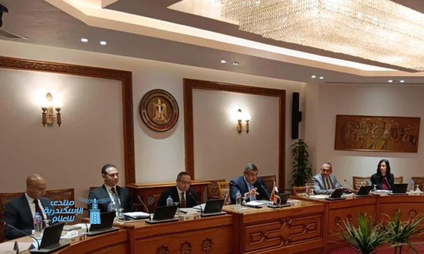 نائب وزير الخارجية يلتقي بنظيره البولندي لتعزيز المشاورات السياسية