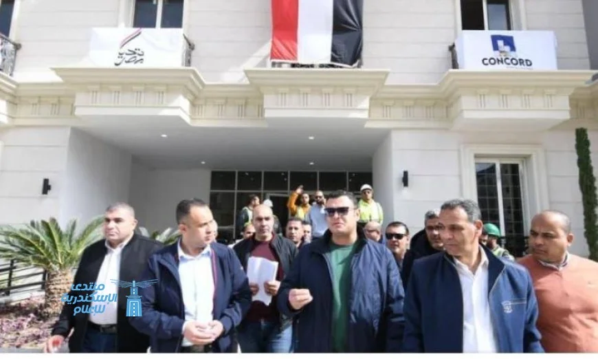 الشربينى يقوم بجولة تفقدية للعمارات في الحي اللاتيني وخزانات المياه بالعلمين الجديدة