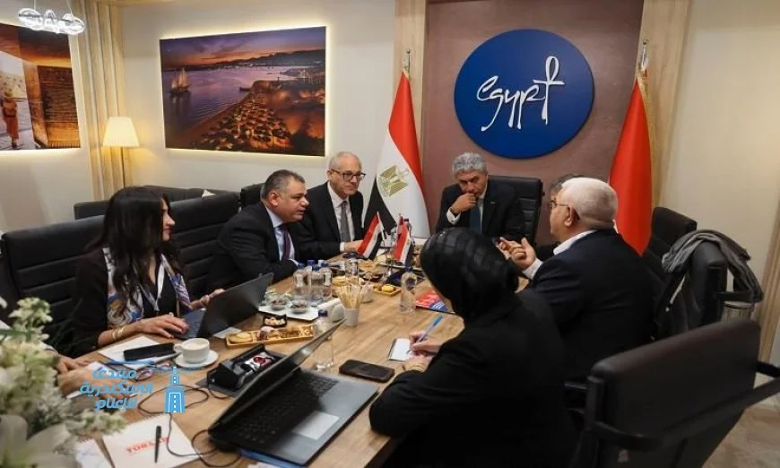 وزير السياحة يلتقي بأبرز منظمي الرحلات وشركات السياحة التركية لتعزيز التعاون السياحي