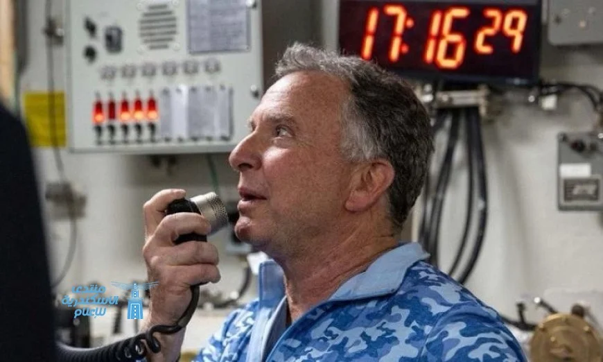 ويتكوف على حاملة الطائرات إبراهام لينكولن يؤكد دعمنا للسلام عبر القوة