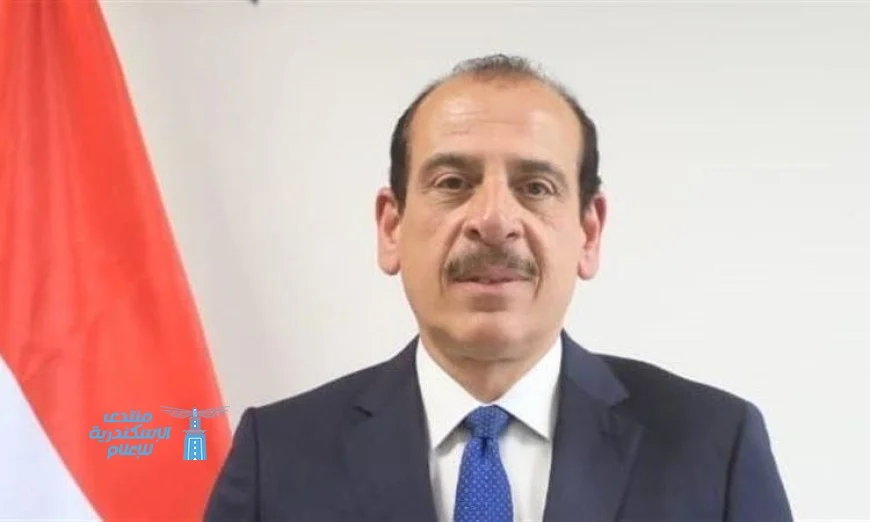 أول مصري يحصل على جائزة نيلسون مانديلا العالمية عمرو قنديل يتصدر المشهد الصحي في مصر