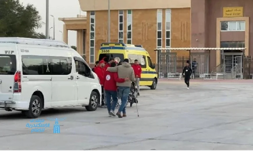 مصر تستقبل الدفعة الخامسة من الجرحى الفلسطينيين عبر ميناء رفح البري