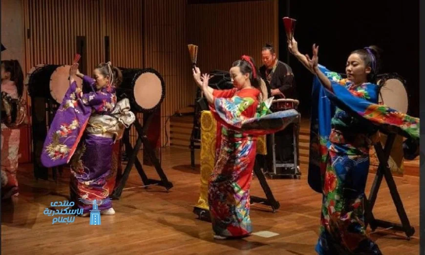 استمتع بمزيج من الإيقاعات والمشاهد الاستعراضية اليابانية على المسرح الكبير في الأوبرا