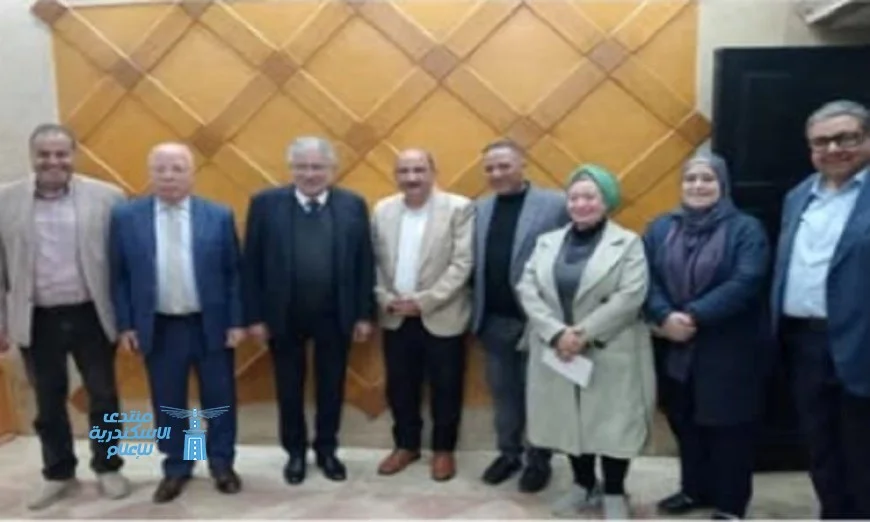 نجوم الأدب والسياسة والفن يحتفلون بذكرى أحمد بهاء الدين في مكتبة القاهرة الكبرى