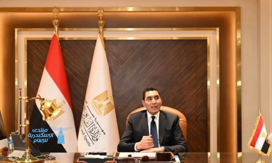 اتحادات الريشة الطائرة وتنس الطاولة والهوكي تحتفل بتعيين وزير الرياضة الجديد