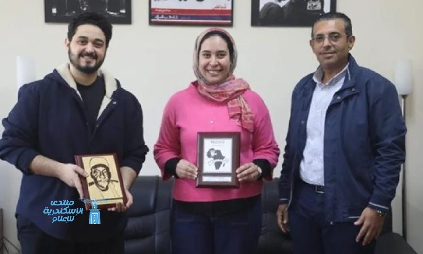 رئيس القومي للسينما يكرم الفائزين بجوائز الأفلام في بنين