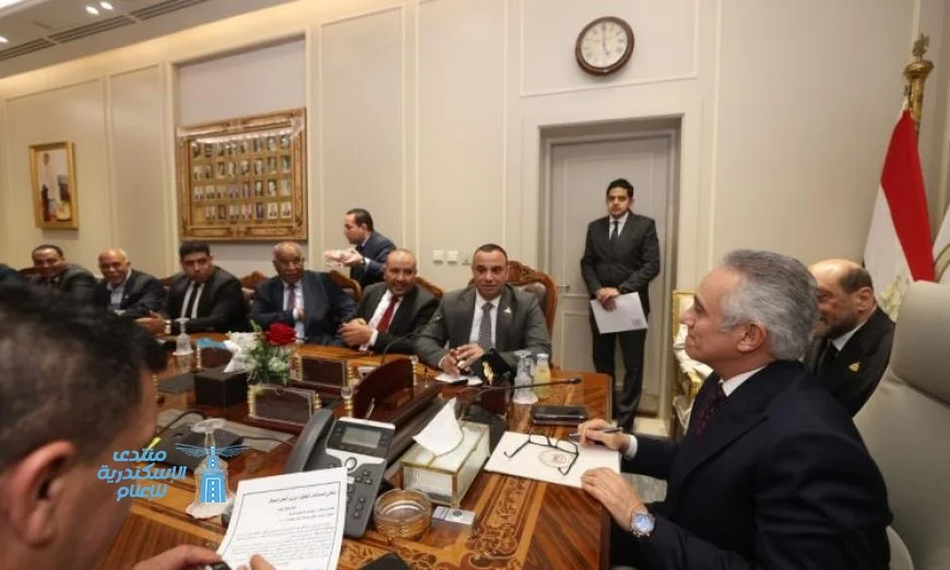 وزير العدل يلتقي بأعضاء مجلسي النواب والشيوخ في اجتماع هام صور