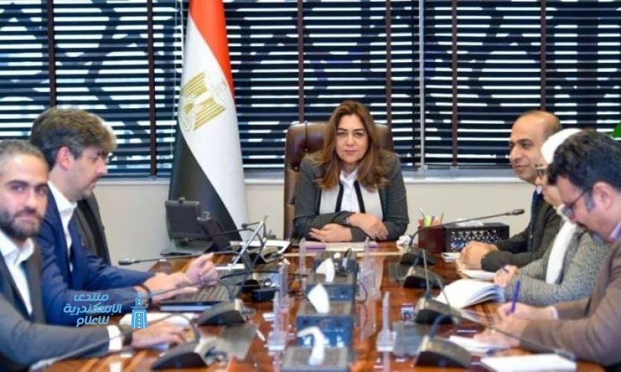 وزيرة التنمية المحلية والبيئة تستعرض مع كلين كربون ابتكارات تحويل المخلفات إلى وقود مستدام