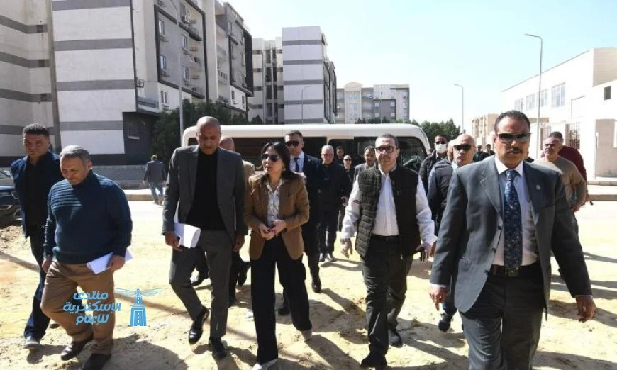 وزيرة الإسكان تتابع سير العمل في مشروع سكن مصر بمدينة الشروق