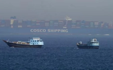 خام برنت يتخطى 110 دولارات بسبب حظر عبور السفن الصينية في مضيق هرمز