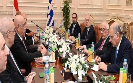 رئيس مجلس النواب المصري يعبر عن فخر بلاده بالعلاقات التاريخية والاستراتيجية مع اليونان