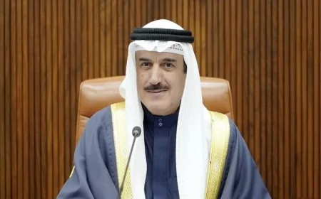 رئيس البرلمان البحريني يؤكد أن الاعتداءات الإيرانية تمثل انتهاكاً جسيماً للقانون الدولي