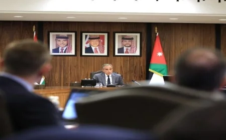 رئيس الوزراء الأردني يحذر من تأثير الأزمات الإقليمية على العرب دون وحدة صف واضحة