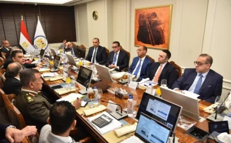 وزير الصحة يستعرض ملفات حيوية لتطوير نظام الشراء الموحد في القطاع الصحي