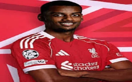 ليفربول يستعد لمواجهة سان جيرمان بتجهيز إيزاك للمباراة المقبلة