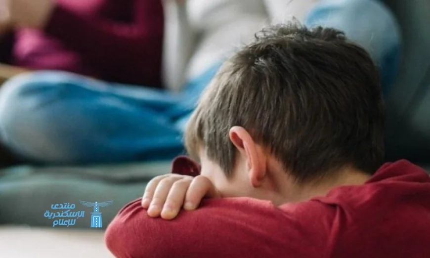 تقرير يكشف كيف يؤثر الغياب العاطفي للأم على استقرار الأسرة ويزيد من سوء سلوك الأبناء