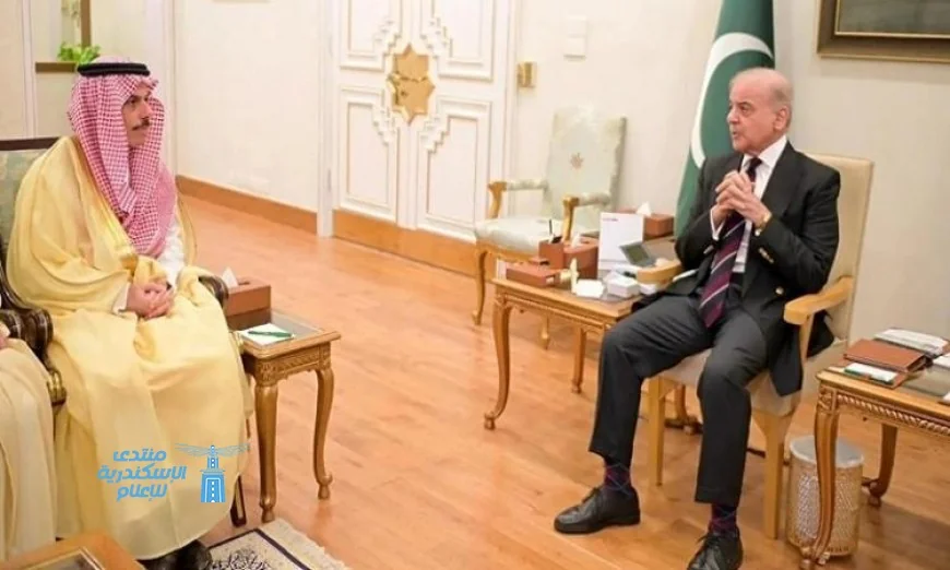 اجتماع رئيس وزراء باكستان ووزير خارجية السعودية لمناقشة التطورات الأخيرة في المنطقة