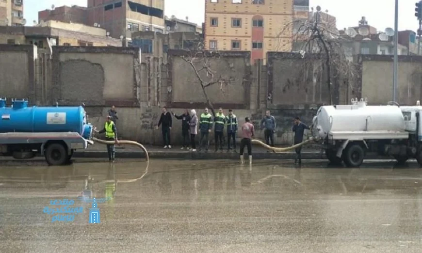 محافظ القليوبية يتفقد جهود شفط مياه الأمطار في مدن وأحياء المحافظة