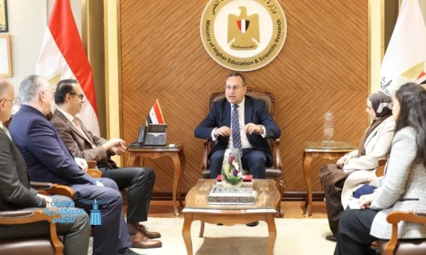 وزير التعليم العالي يستكشف فرص التعاون الأكاديمي مع جامعة بون الألمانية