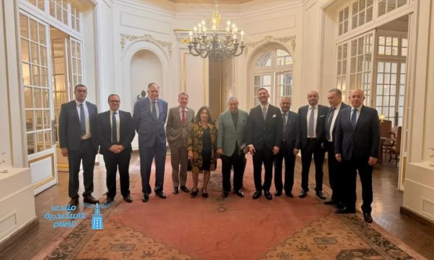 حواس يعلن عن تحالف استراتيجي لتعزيز جهود استعادة رأس نفرتيتي