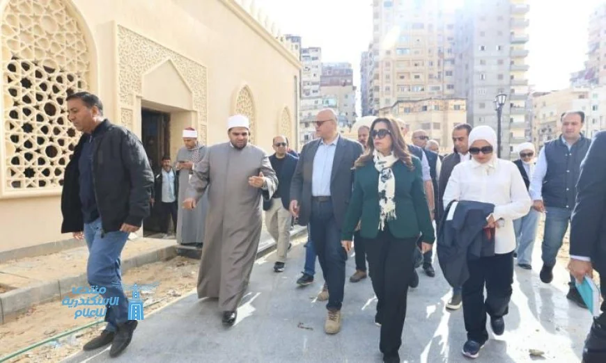 وزيرة التنمية المحلية والبيئة تستعرض مشروعات التطوير الحضاري في حي الجمرك
