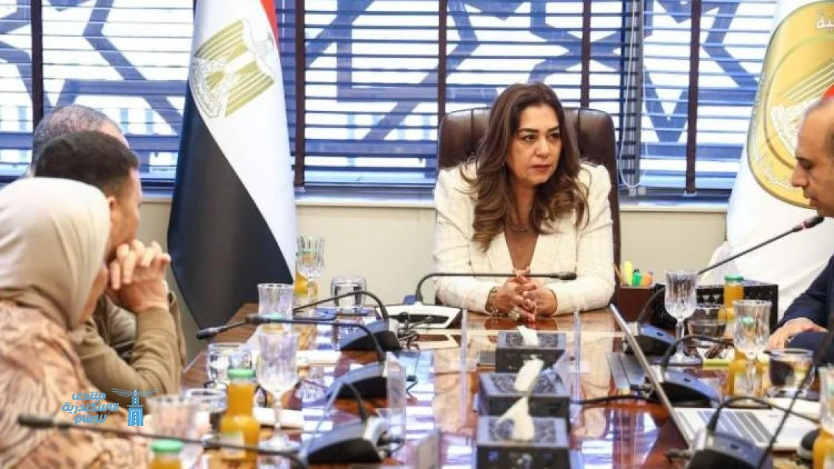 وزيرة التنمية تناقش مع مجموعة المانع القابضة مشروع إنشاء مصنع للوقود الحيوي