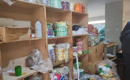 اكتشاف 4 مخازن سرية للأدوية ومستحضرات التجميل غير المصرح بها في 3 محافظات بالصور